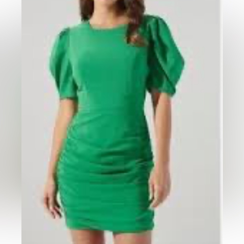 Sugarlips Vibrant Green Puff Sleeve Dress Size Large. J-30